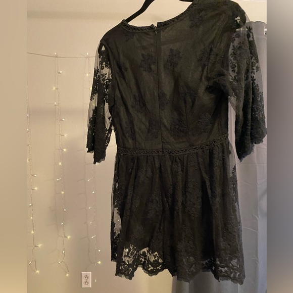 Lacy black romper - Picture 2 of 3